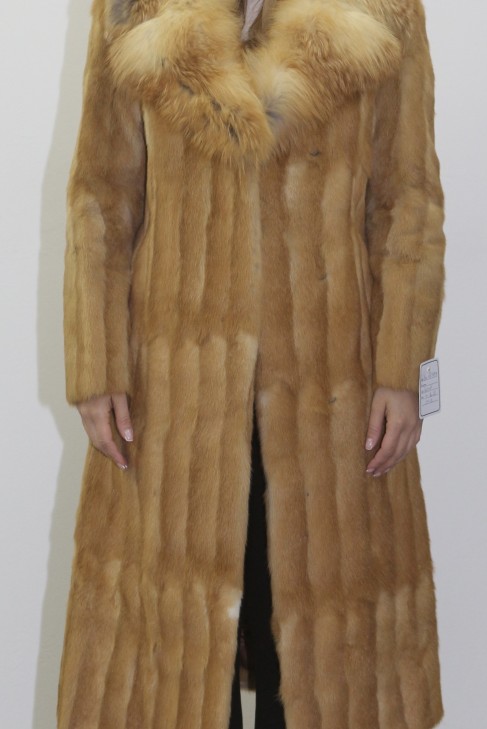 Fur - fur coat weasel with red fox