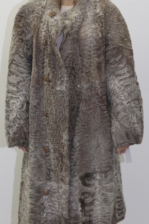 Fur .. Fur reversible coat Grown Persian beige