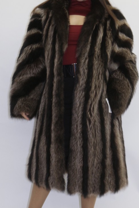 Fur coat short coat raccoon nature
