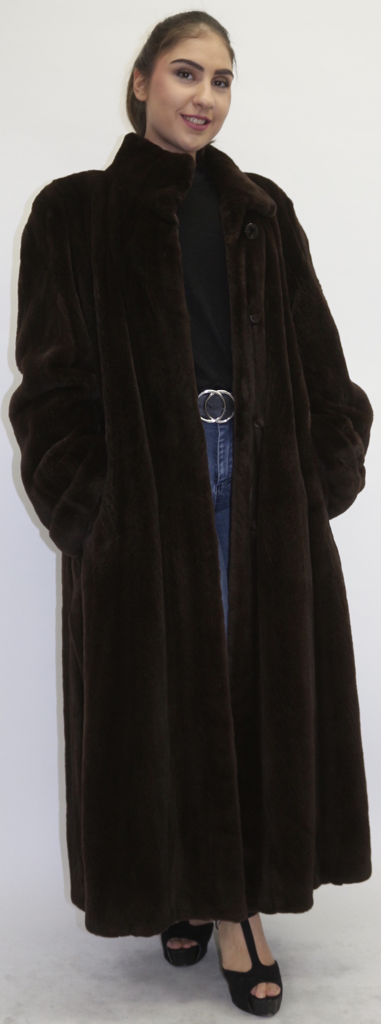 Buy Plucked fur coat mink brown online at Your Furs Online Shop