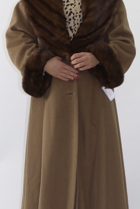Fur fur mink trim collar and cuffs fabric swinger