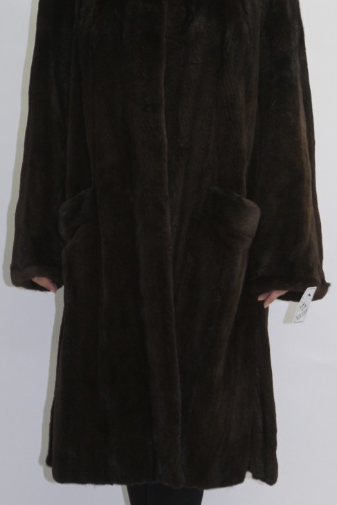 Fur coat mink left brown