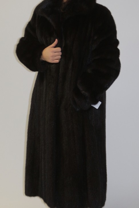 Fur coat mink brown