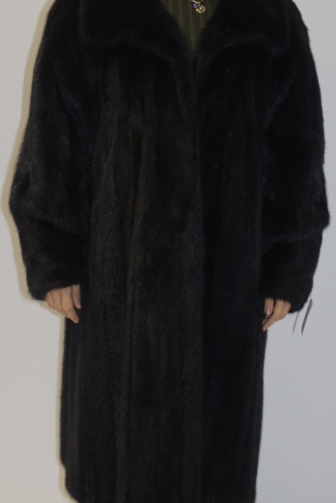 Fur coat mink deep brown