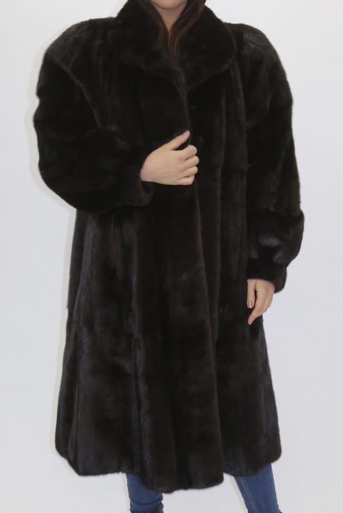 Fur coat swinger mink put on