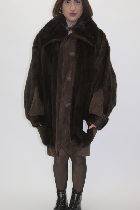 Fur jacket mink with leather bat neck